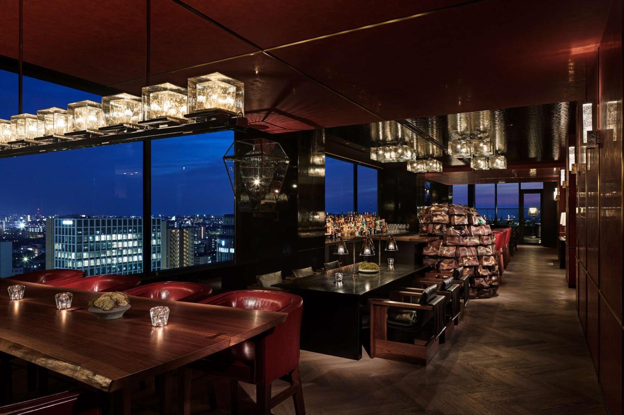 金泽凯悦尚萃酒店 外观 照片 The bar at the top of the hotel